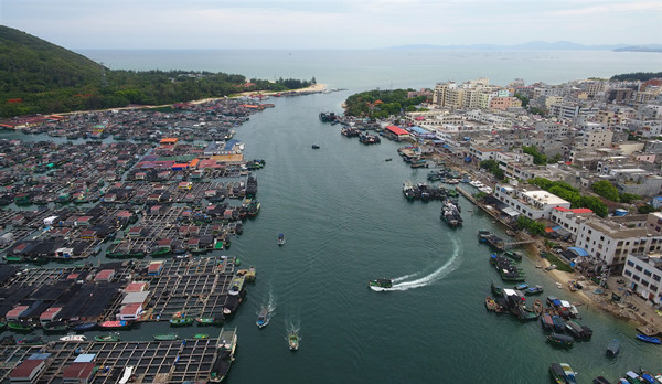 颱風「浪卡」登陆在即 风暴潮和海浪双警报拉响