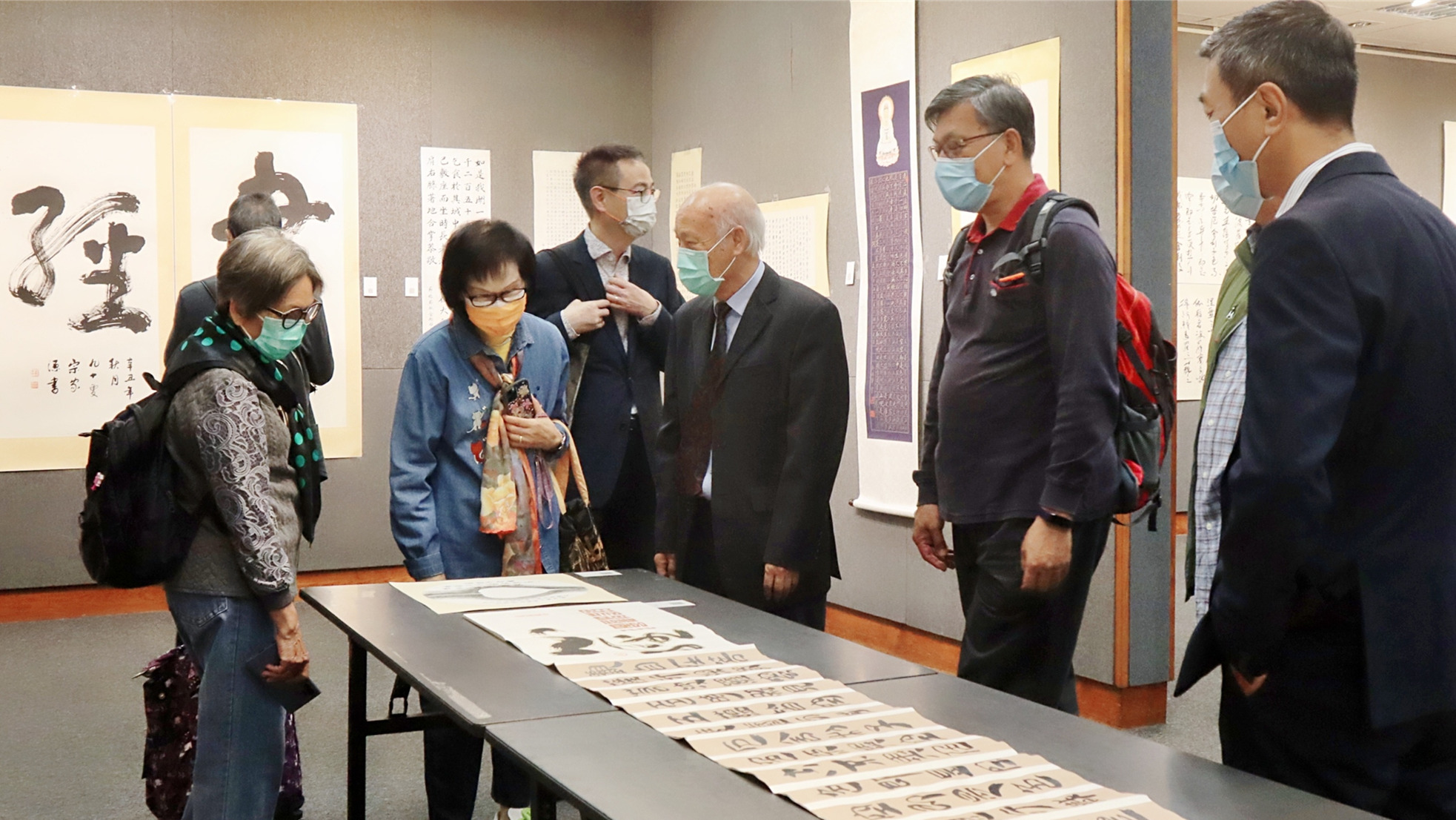 致敬同心抗疫祈願大眾平安 「書·經」書法抗疫展開幕