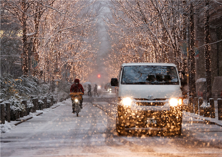 圖集 | 日本多地大雪飄飄 東京積雪恐達5厘米