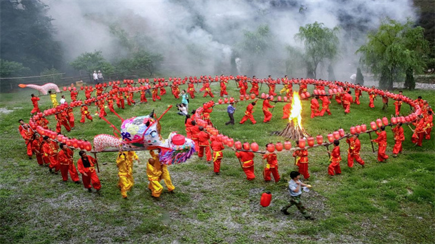 迎龍接福祈豐年   龙腾休寧贺新春