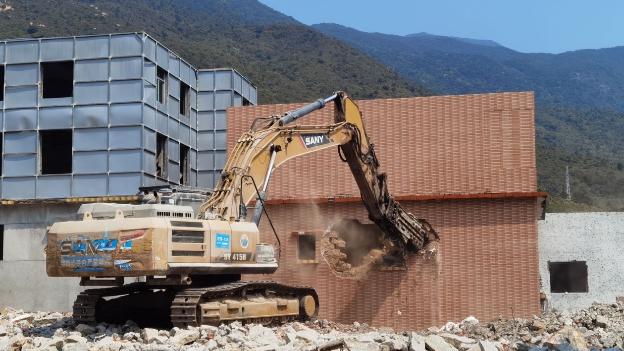 深圳南澳全面完成東涌大圍房屋拆除 推動片區第六立面提升