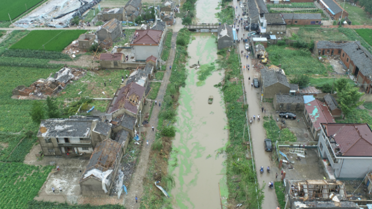 江蘇鹽城經開區步鳳鎮雷暴大風天氣致5人輕傷