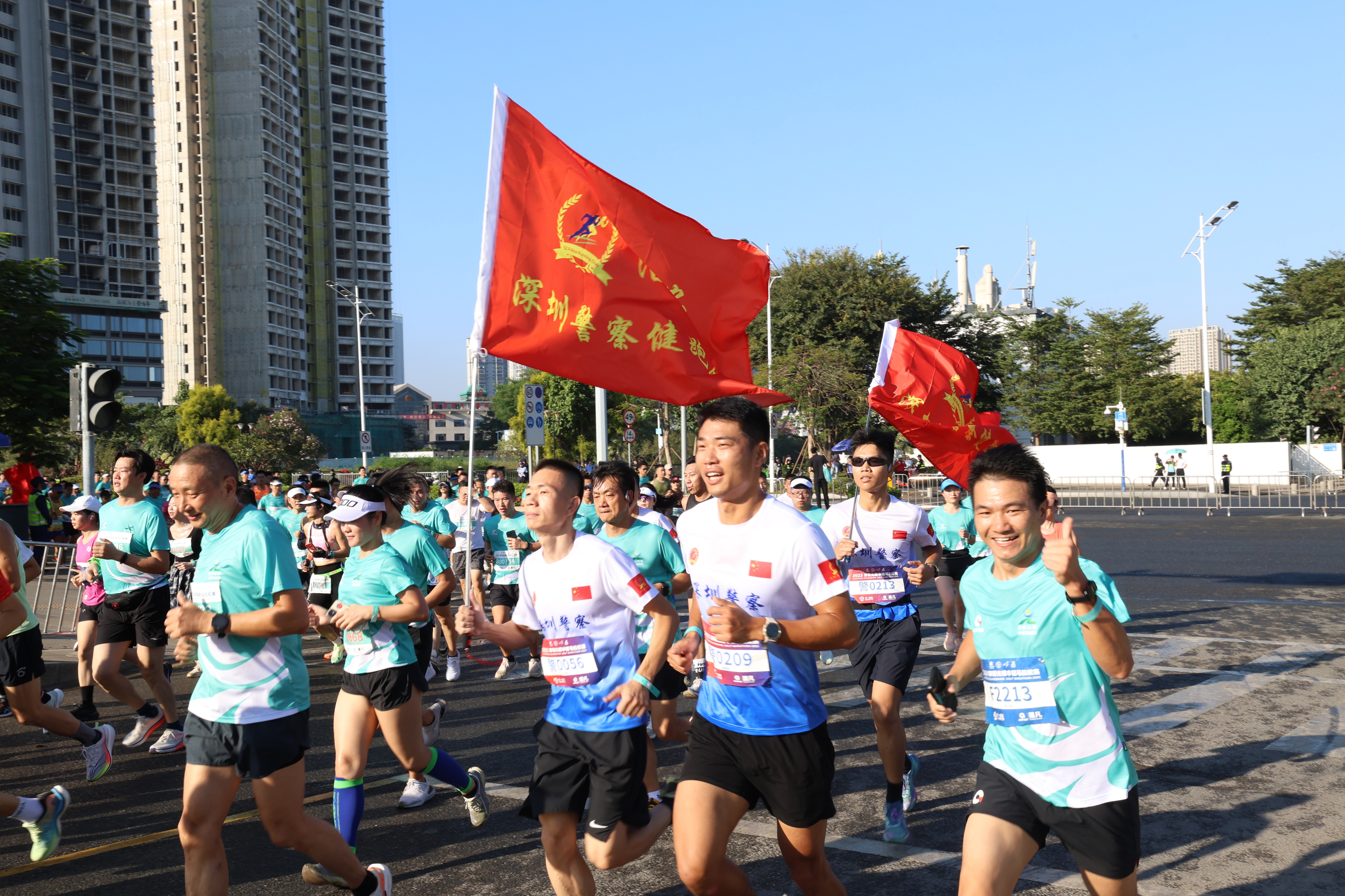 2023深圳光明半程馬拉松鳴槍起跑