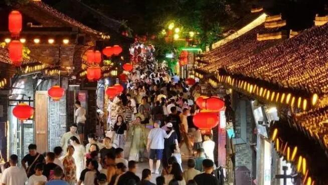 文旅部：前三季度預計國內旅遊人次42.9億 旅遊花費4.32萬億元